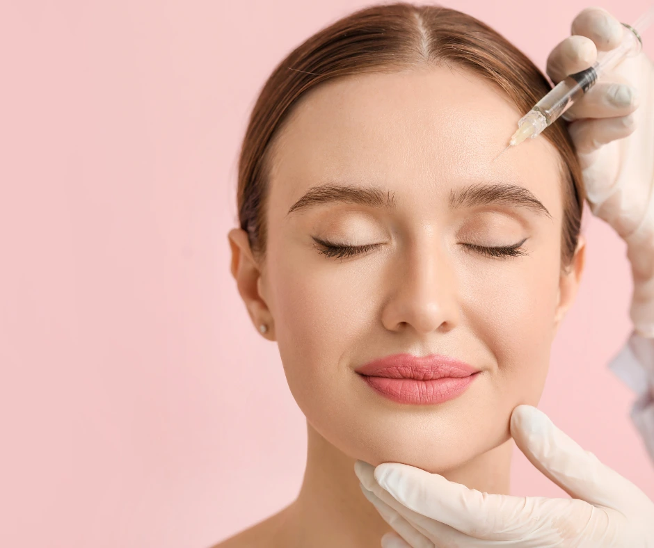 mesotherapie bei frau im gesicht