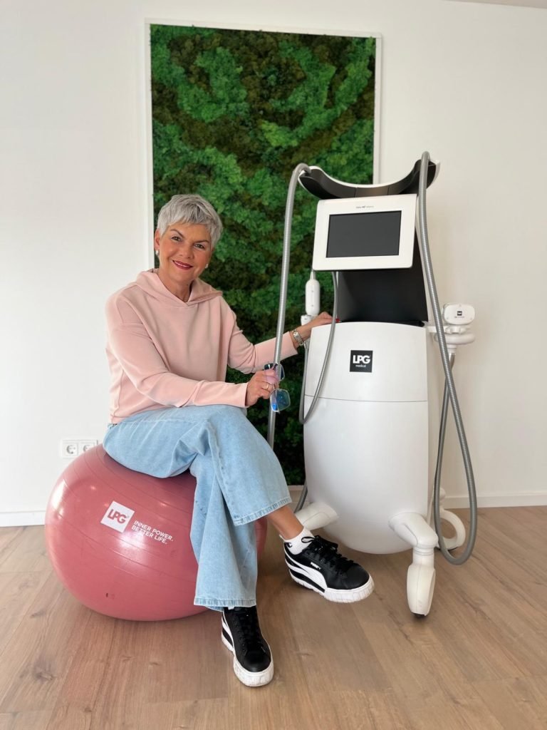 Angela Augello Foto lächelnd